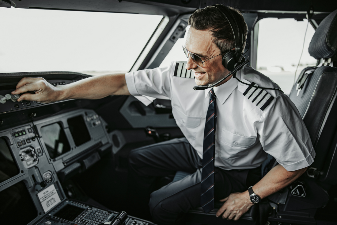 Unlocking the Secrets Behind the Design of Pilot Uniforms